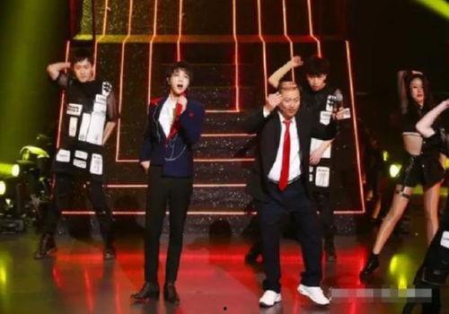 重回商界，执掌九零年代,风云变幻中的商业传奇